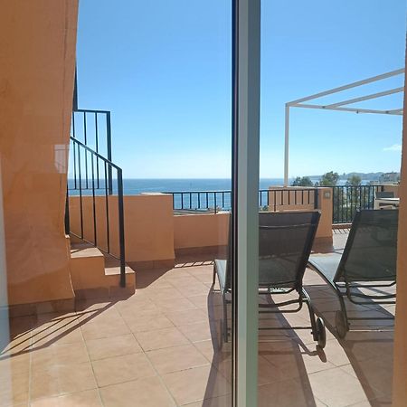 Carvajal Beach Seaview Apartment Benalmádena Kültér fotó