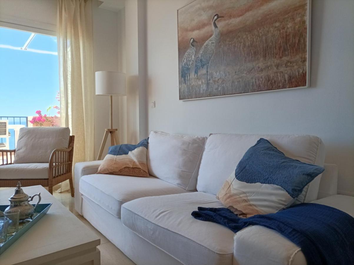 Carvajal Beach Seaview Apartment Benalmádena Kültér fotó