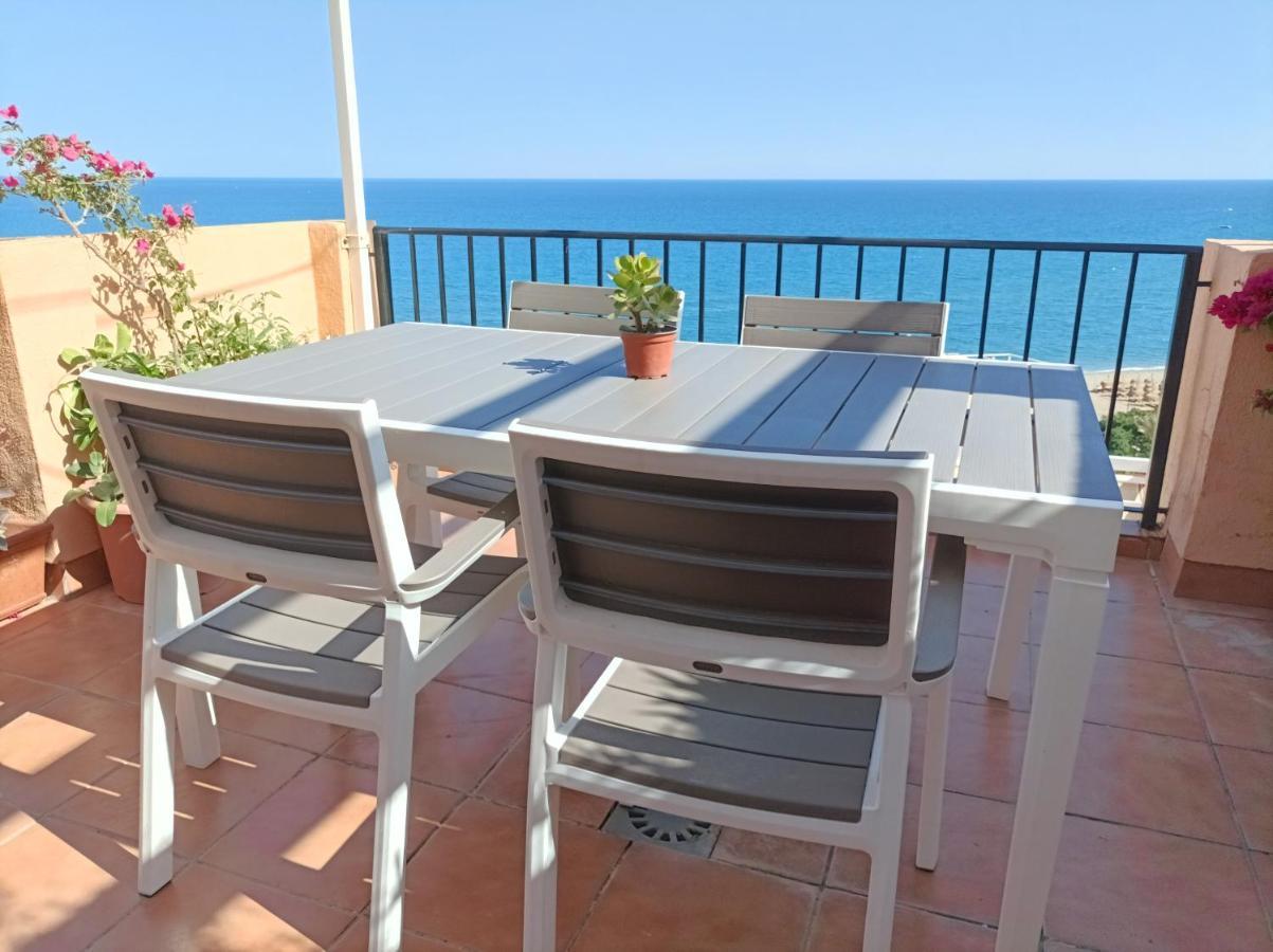Carvajal Beach Seaview Apartment Benalmádena Kültér fotó